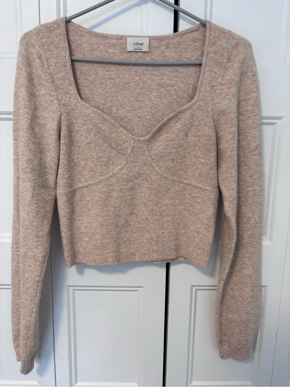 Wilfred Greer cashmere blend Soft Beige Scoop-Neck Cropped Long Sleeve Top